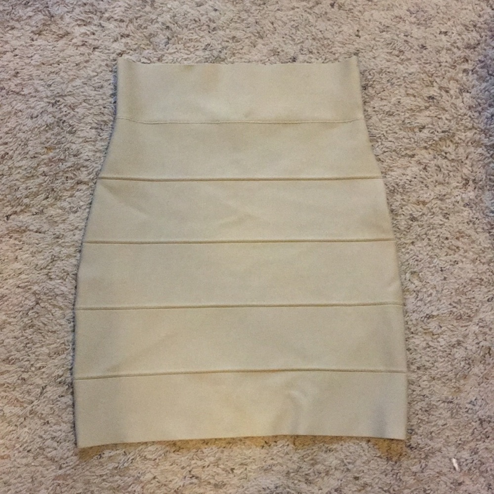 BCBG bandage skirt